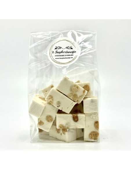 Nougat, een subtiel samenspel van o.a.eiwit, honing en suikers, noten